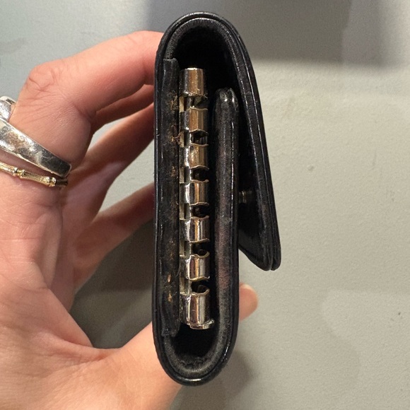 Preloved CHANEL Key holder in Black Patent leather - Picture 9 of 10